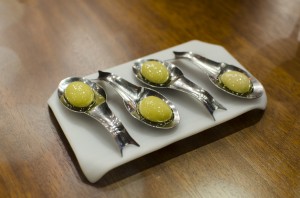 Two kinds of olives (ginger / lemon-garlic-herbs)